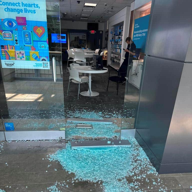 Expedited Glass Door Commercial door Repair alexandria va Window Glass Company