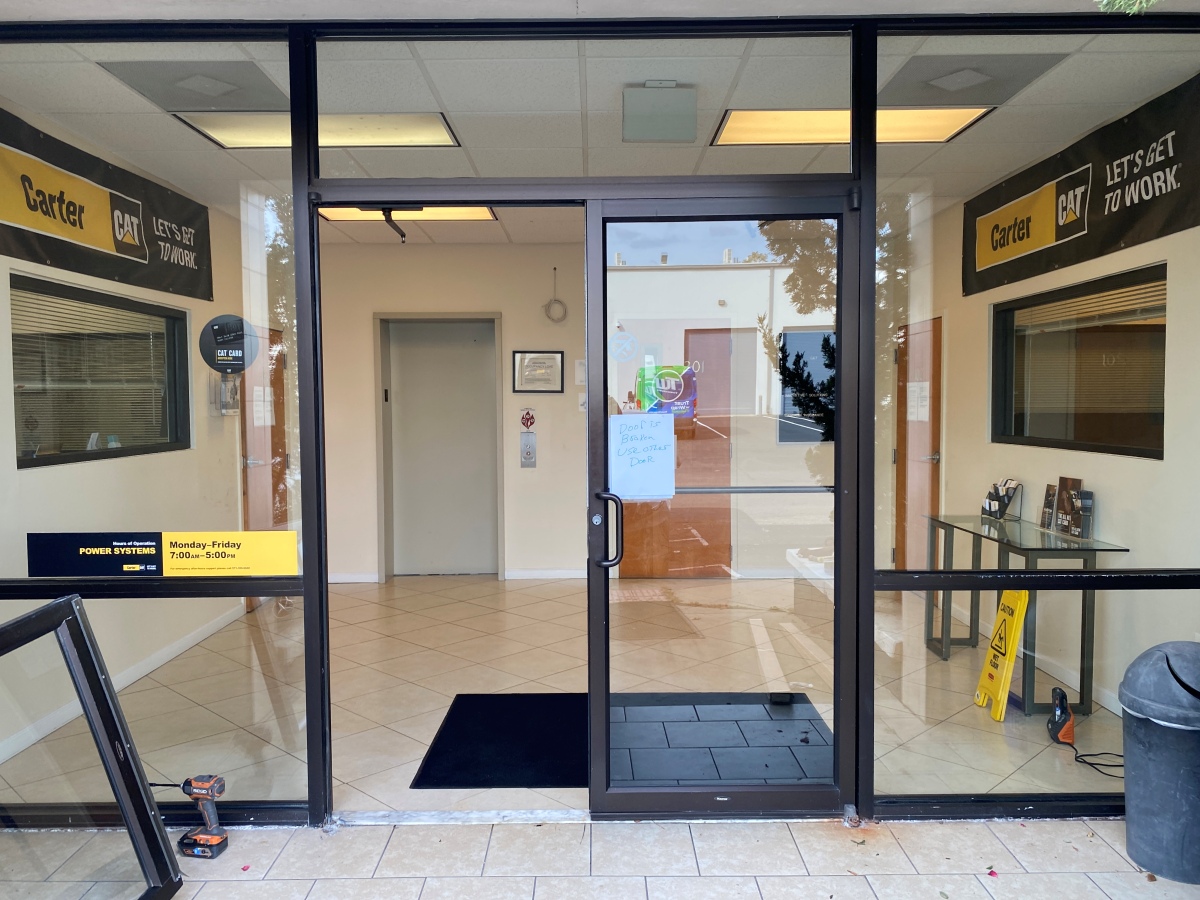 Commercial Door Repair Annandale VA Aluminum Glass Storefront Entrance Break in Emergency Closer Pivot Hinge Panic Exit Lock Automatic