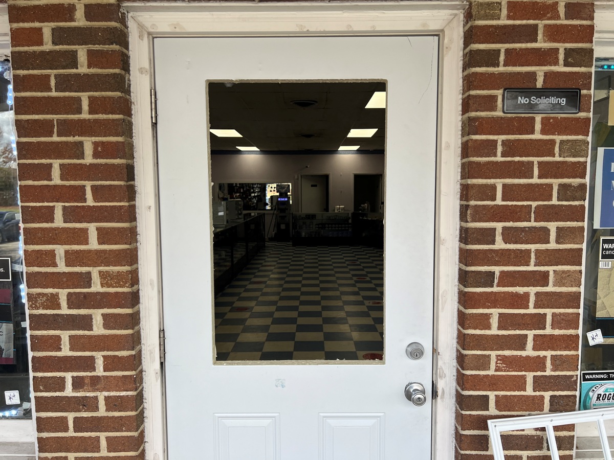 Woodbridge VA Windows Doors Glass Repair Storefront Commercial Residential emergency Board UP hinge pivot Same Day Service Virginia Ashburn | Arlington | Annandale | Alexandria | Burke | Clifton | Chantilly | Centerville | Catlett ) | Dumfries | Dulles | Fairfax | Falls church | Gainesville | Herndon | Haymarket | Lorton | Merrifield | Mclean | Marshall | Manassas | Occoquan | Oakton | Reston | Sterling | Stafford | Springfield | Triangle | Vienna | Woodbridge | Warrenton | Roslyn | Leesburg Washington DC Anacostia | Brookland | Capitol Hill | Capitol Riverfront | Columbia Heights | Congress Heights | Downtown | Dupont Circle | Foggy Bottom | Georgetown | H Street NE | Ivy City | Logan Circle | Mount Vernon Square | National Mall | NoMa | Penn Quarter & Chinatown | Southwest & The Wharf | U Street | Washington National Cathedral | Upper Northwest | Woodley Park Maryland Accokeek | Bowie | Bethesda | Beltsville | College Park | Clinton | Chevy Chase | Fort Washington | Capitol Heights | Greenbelt | Germantown | Gaithersburg | hyattsville | Kensington | District Heights | Laurel | Lanham | montgomery | Oxon Hill | Potomac | Rockville | Riverdale | Silver Spring | Temple Hils | Takoma Park | Upper Marlboro Baltimore Arbutus | Carney | Catonsville | Cockeysville | Dundalk | Edgemere | Essex | Garrison | Hampton | Honeygo | Ilchester | Kingsville | Lansdowne | Lochearn | Lutherville | Mays Chapel | Middle River | Milford Mill | Overlea | Owings Mills | |Parkville | Perry Hall | Pikesville | Randallstown | Reisterstown | Rosedale | Rossville | Timonium | Towson | White Marsh | Woodlawn