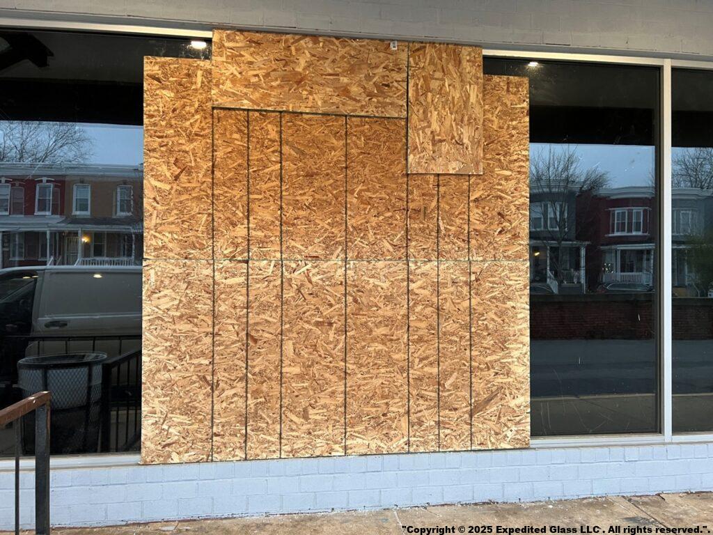 Window Glass Replacement Woodbridge VA Commercial Storefront Break In Burglary Residential Double Single Pane Double Hung Vinyl Wood Aluminum