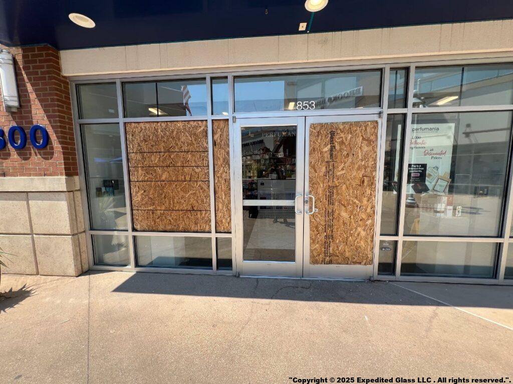 Oxon Hill MD Door Window Glass Repair 24/7 Emergency Board Up Same Day Service Storefront Replacement Commercial Residential French Insert
Oxon Hill MD Near By Serving Cities
Accokeek ,MD | Alexandria ,VA | Annandale ,VA | Arlington ,VA | Bethesda ,MD | Bladensburg ,MD | Brandywine ,MD | Brentwood ,MD | Bryans Road ,MD | Cabin John ,MD | Capitol Heights ,MD | Cheltenham ,MD | Chevy Chase ,MD | Clinton ,MD | College Park ,MD | District Heights ,MD | Dunn Loring ,VA | Fairfax ,VA | Falls Church ,VA | Fort Belvoir ,VA | Fort Washington ,MD | Glen Echo ,MD | Greenbelt ,MD | Hyattsville ,MD | Lanham ,MD | Lorton ,VA | McLean ,VA | Mount Rainier ,MD | Mount Vernon ,VA | Newington ,VA | Silver Spring ,MD | Springfield, VA | Suitland ,MD | Takoma Park ,MD | Temple Hills ,MD | Upper Marlboro ,MD | Waldorf ,MD | Washington ,DC .
Oxon Hill MD Zip Code
Zip Code 20745 | Zip Code 20750.