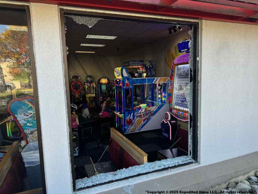 Storefront Glass Replacement Woodbridge VA 24/7 Same Day Service Shattered Commercial Business Retail Front Window DOOR Emergency Board Up Woodbridge VA Near By Serving Cities Alexandria ,VA | Annandale ,VA | Bristow ,VA | Bryans Road ,MD | Burke ,VA | Clifton ,VA | Dumfries ,VA | Fairfax ,VA | Fairfax Station ,VA | Falls Church ,VA | Fort Belvoir ,VA | Garrisonville ,VA | Indian Head ,MD | Lorton ,VA | Manassas ,VA | Marbury ,MD | Merrifield ,VA | Mount Vernon ,VA | Newington ,VA | Nokesville ,VA | Oakton ,VA | Occoquan ,VA | Quantico ,VA | Springfield ,VA | Triangle ,VA . Woodbridge VA Zip Code Zip Code 22192 | Zip Code  22191 | Zip Code 22193 | Zip Code 2194  | Zip Code 22195
